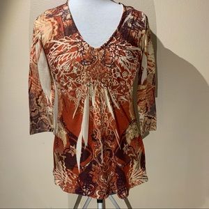 Live and Let Live Boho Style Rust Color Light Sweater Top.  Size M.
